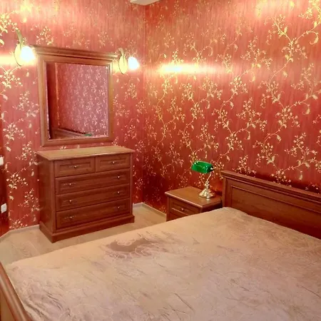 аркадия гагарин плаза Red